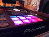 DJ Vogtland mit Pioneer-dj-controller